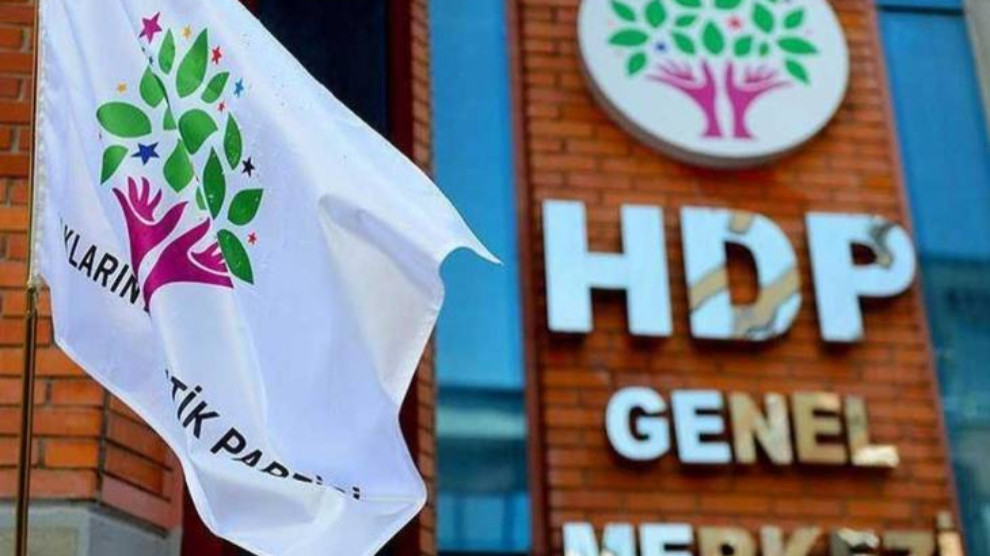 Amed'de HDP-BDP yöneticisi 12 kişi tutuklandı