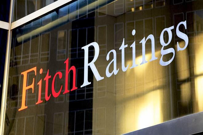 Fitch, Türkiye'nin kredi notunu durağandan negatife çevirdi