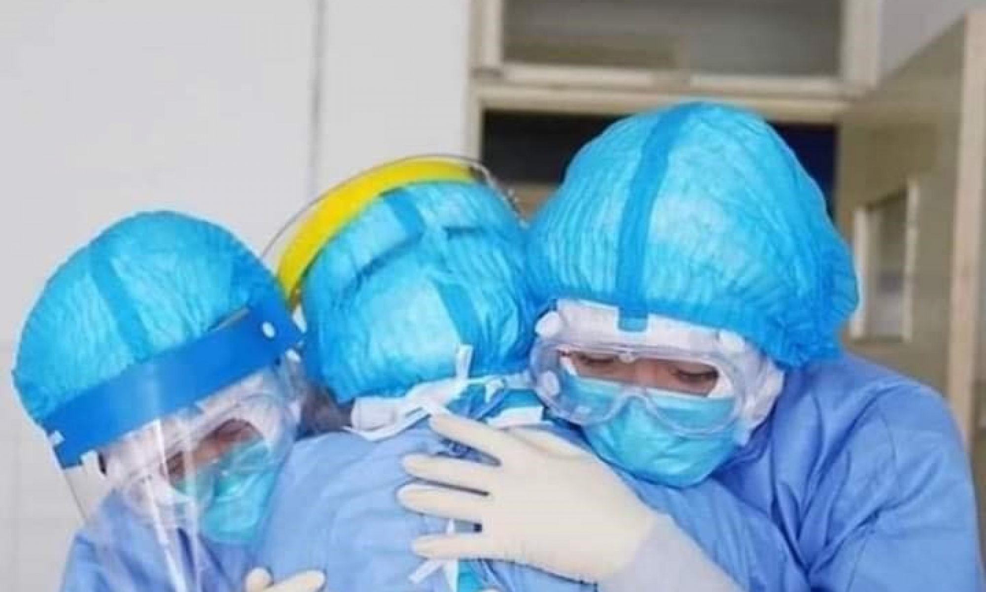 Uluslararası Af Örgütü: 7 binin üzerinde sağlık çalışanı Covid-19'a yakalanarak hayatını kaybetti