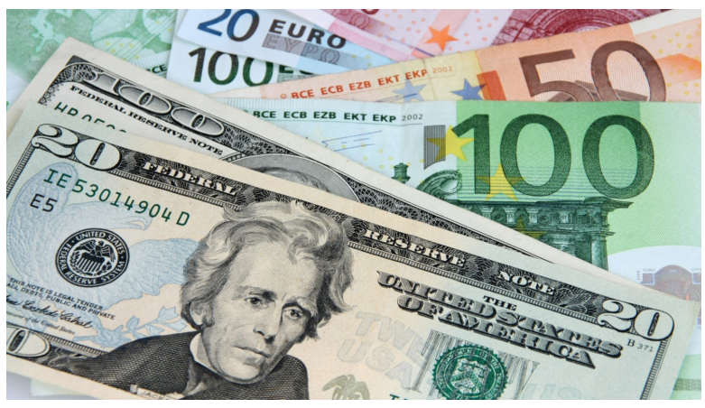 Dolar 8.20'ye Euro ise 9.66'dan güne başladı