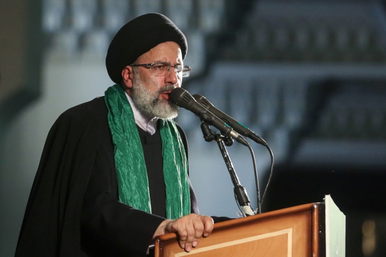 İran Cumhurbaşkanı Reisi kabinesinde Sünnilere ve kadınlara yer vermedi