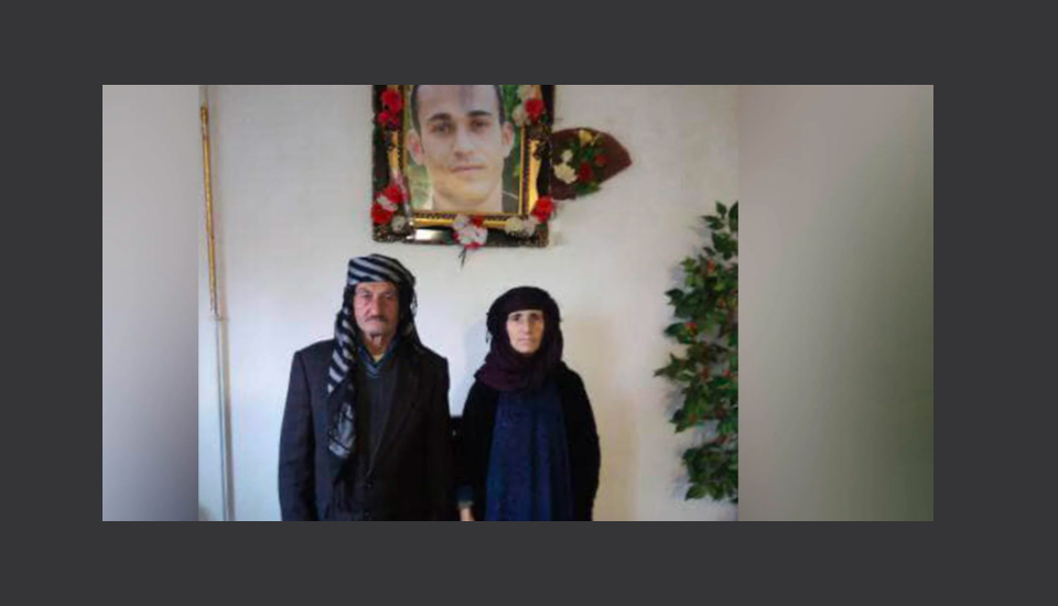 İran, idam ettiği Ramin Hisenpenahi'nin babasının cenazesini de kaçırdı