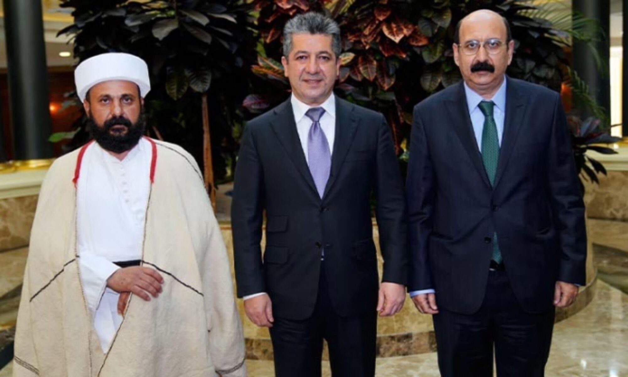 Ezidi liderler Başbakan Barzani'ye Ezidilere yapılan hizmetlerden dolayı teşekkür etti