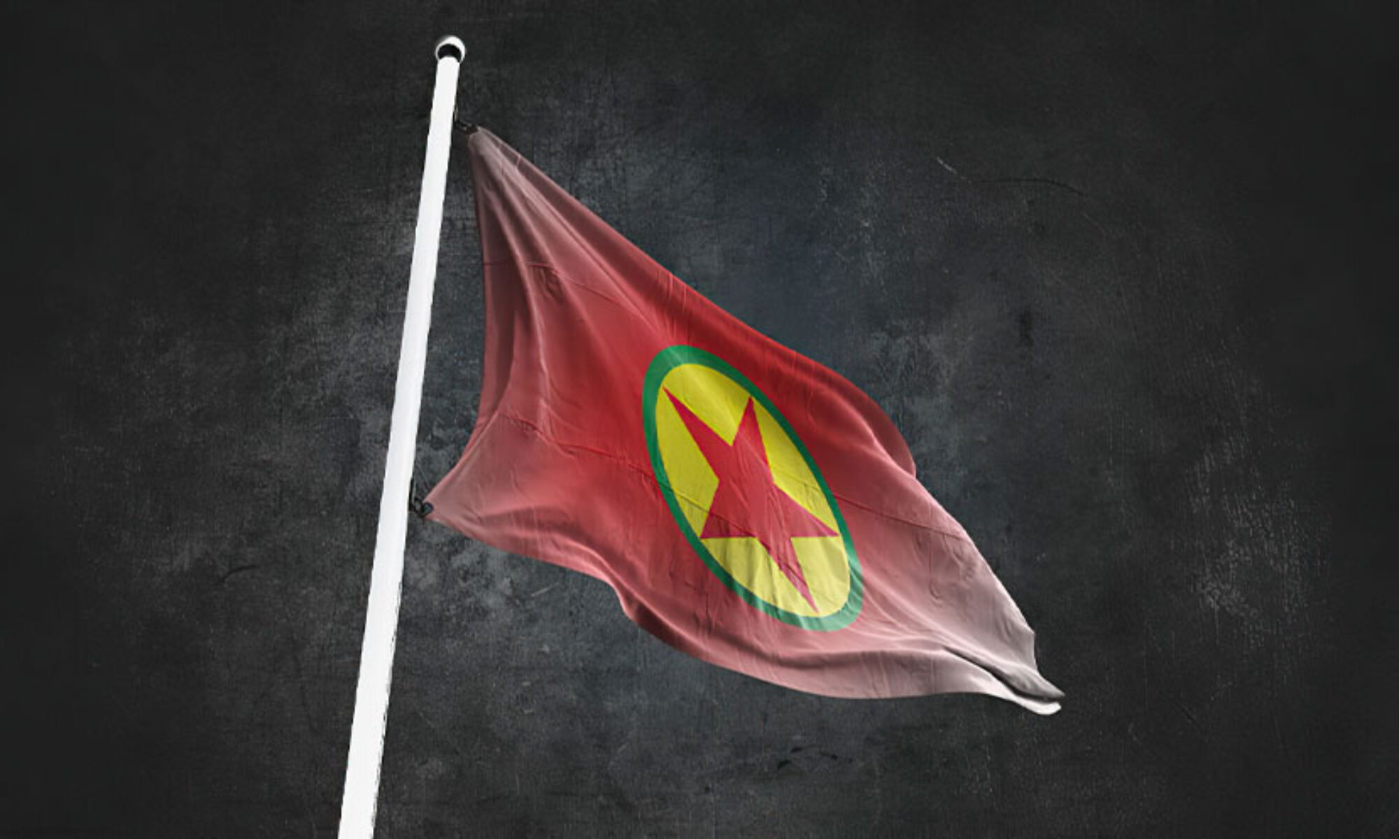 PKK’nin namlunun ucunu Kürtlere çevirdi, eleştiri yapanlar tehdit ediliyor  Ferde Çetin, Ferid Uzun; Denge Kawa, Twitter, Musa Anter,