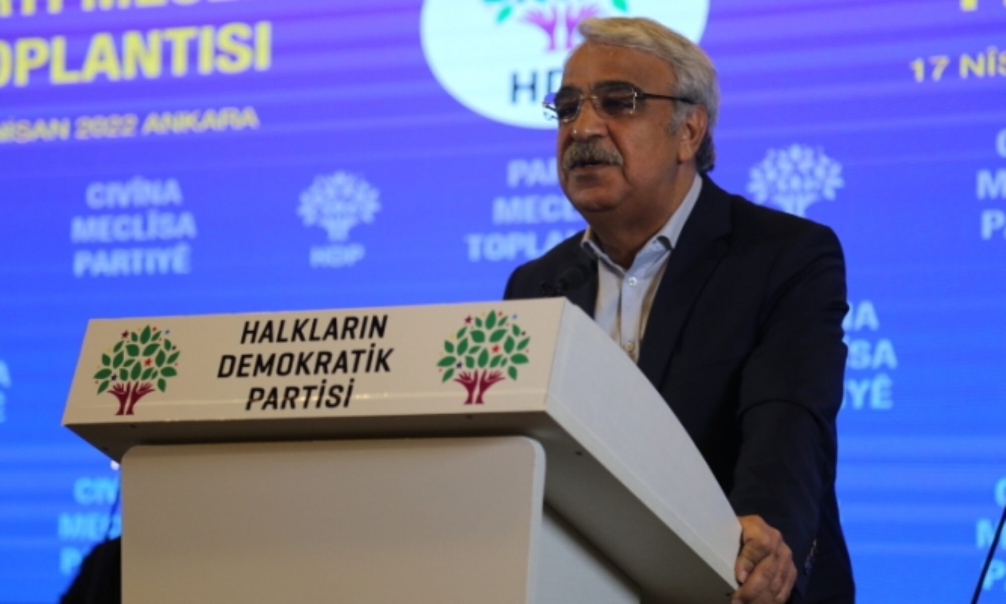 HDP yine “Demokratik Türkiye için geliyor”  
