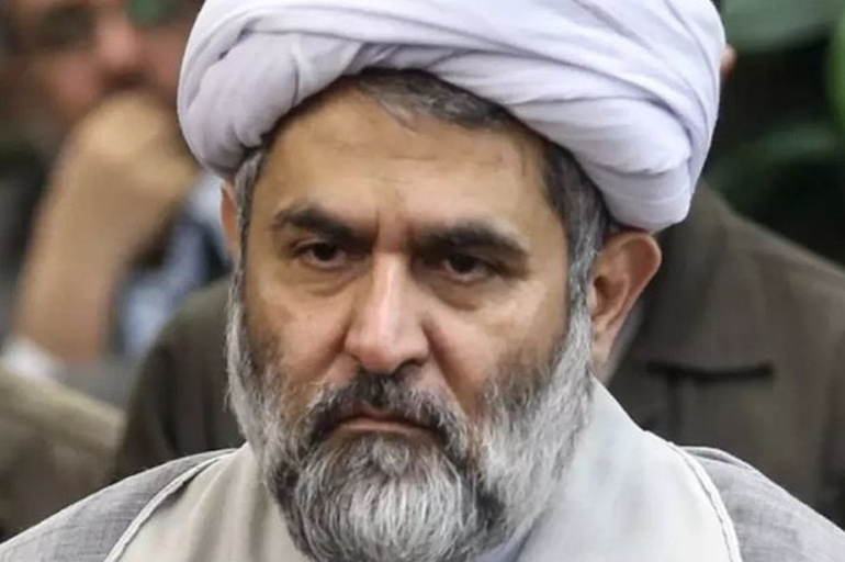 İran Devrim Muhafızları'nın istihbarat şefi görevden alındı