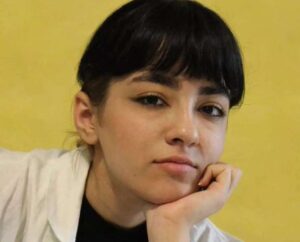 İran devletinin katlettiği 16 yaşındaki Kürt kızı Nika Şakeremi doğum gününde toprağa verilecek