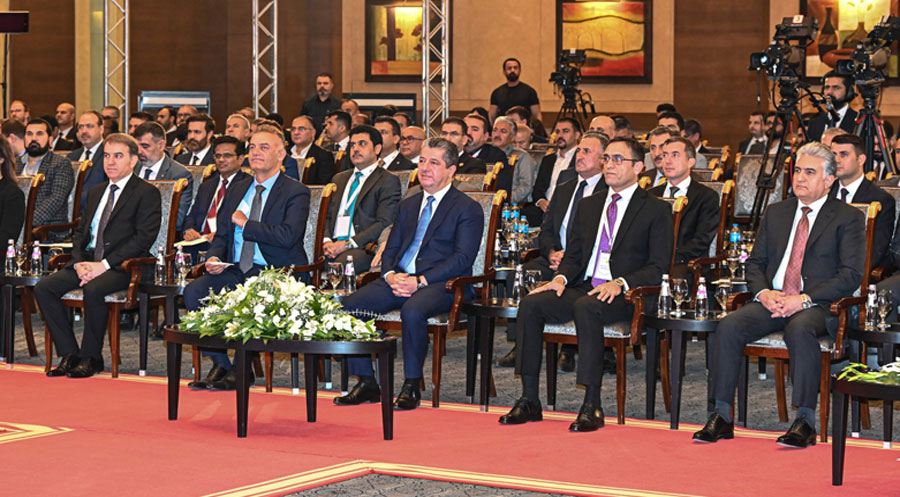 Erbil’de düzenlenen “Ortadoğu’da Kürt Sorunu Forumu’na katılan Başbakan Barzani Kürt sorunun çözümüne dönük bir çerçeve sundu
