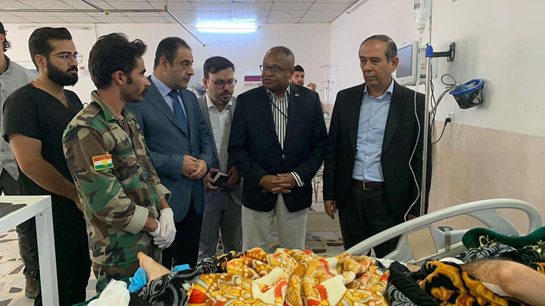 ABD Başkonsolosu’ndan İran saldırısında yaralanan PAK Peşmergelerine ziyaret
