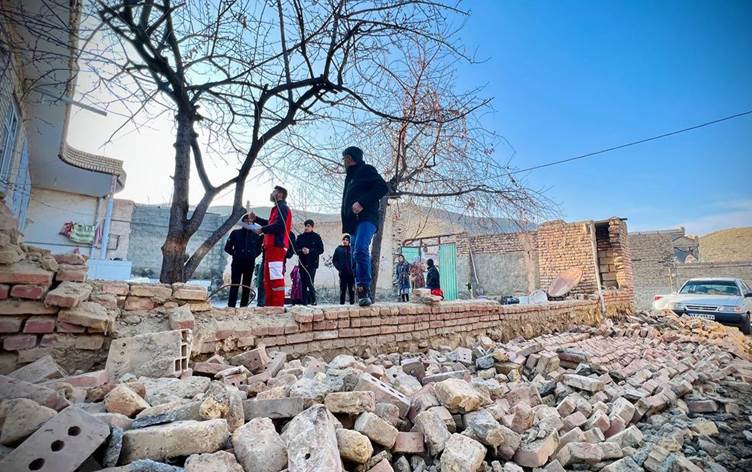 Doğu Küristan'da deprem: En az 120 kişi yaralandı