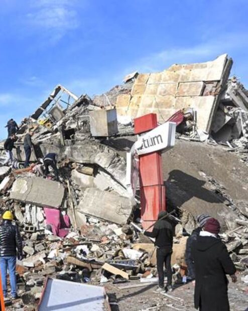 Kürt iş adamı Hamdi Ulukaya depremzedeler için 2 milyon yardım yapacağını açıkladı