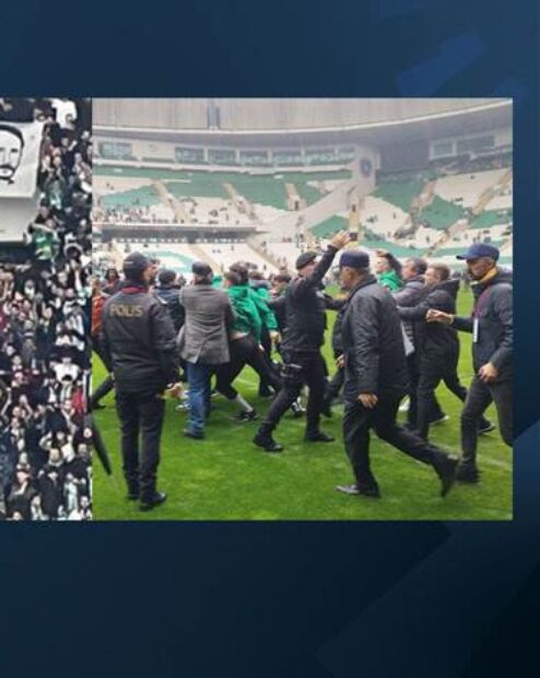 Bursaspor tribünlerinde ‘Yeşil’ ve ‘Beyaz Toros’ pankartları açıldı