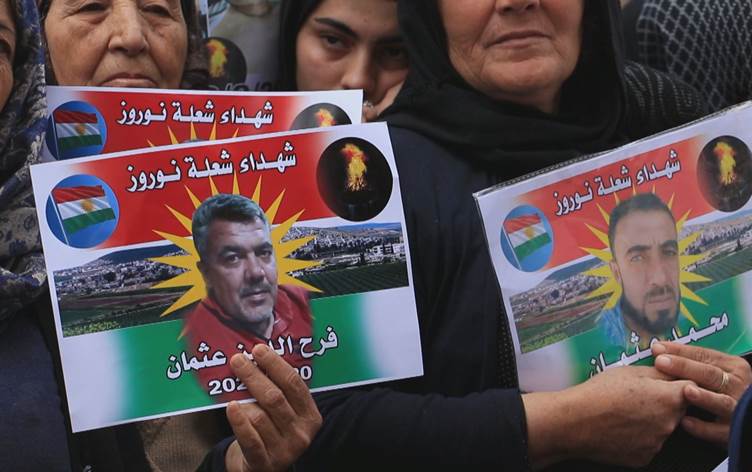 Efrin: Newroz'da katledilen 4 Kürdün ailelerinden zorla imza alınmak isteniyor