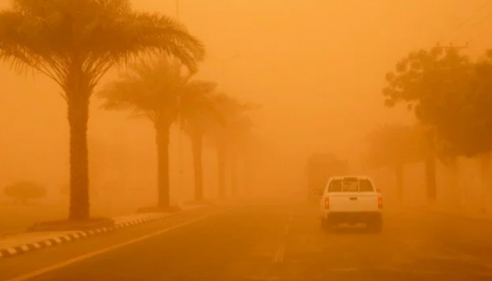 Irak’ta kum fırtınası: 500’den fazla kişi hastanelik oldu