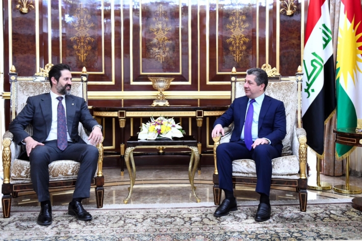 Kürdistan Bölgesel Yönetimi Başbakanı Mesrur Barzani, Başbakan Yardımcısı Kubad Talabani'yi Görüştü. Görüşmede Bölgesel Kürdistan Hükümeti'ndeki mali ve idari konular ele alındı. Kürdistan Bölgesel Hükümeti sözcülüğünün yaptığı açıklamaya göre, bugün 8 Mayıs 2023'te Kürdistan Bölgesi Başbakanı Mesrur Barzani, Başbakan Yardımcısı Kubad Talabani'ile görüştü. Görüşmede, Hükümet içindeki tarafların göndeme getirmek istediği mali ve idari konular ele alındı. Olumlu görüşmeden sonra her iki taraf da sorunların Bakanlar Kurulu'ndaki tüm bakan grupları arasında diyalog ve işbirliği yoluyla çözülmesi konusunda mutabakata vardı. Yapılan açıklamada toplantının Kürdistan ve Bölgedeki durumun ele alındığı ve Kürdistan Bölgesi vatandaşlarının çıkarlarını esasa alacak bir konsensüse varıldığı belirtildi.