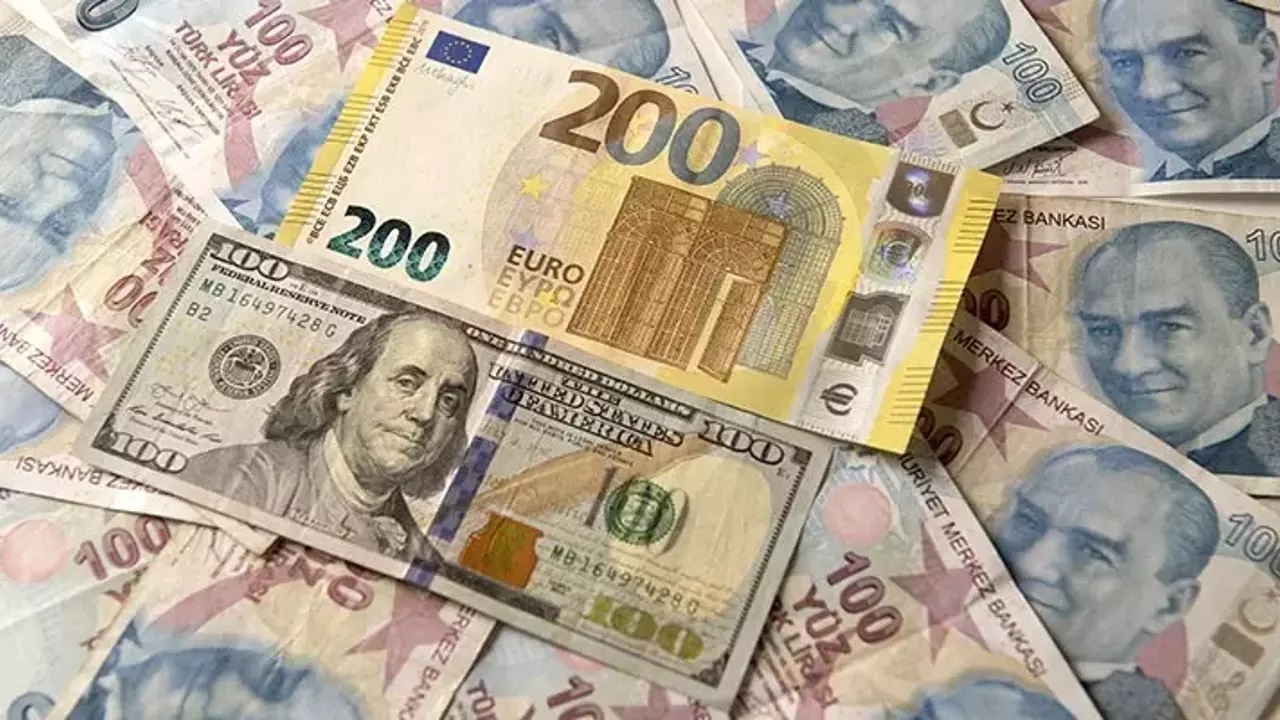 Dolar ve Euro'dan seçime ilk reaksiyon yükselmek oldu