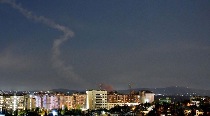 İsrail ve Suriye'den karşılıklı füze saldırıları
