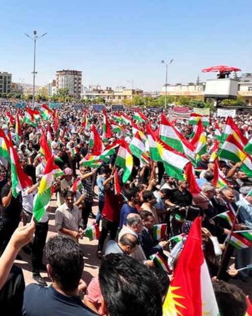 Duhok’ta Kürtler Kerkük şehitlerini andı ve Bağdat’ı protesto etti