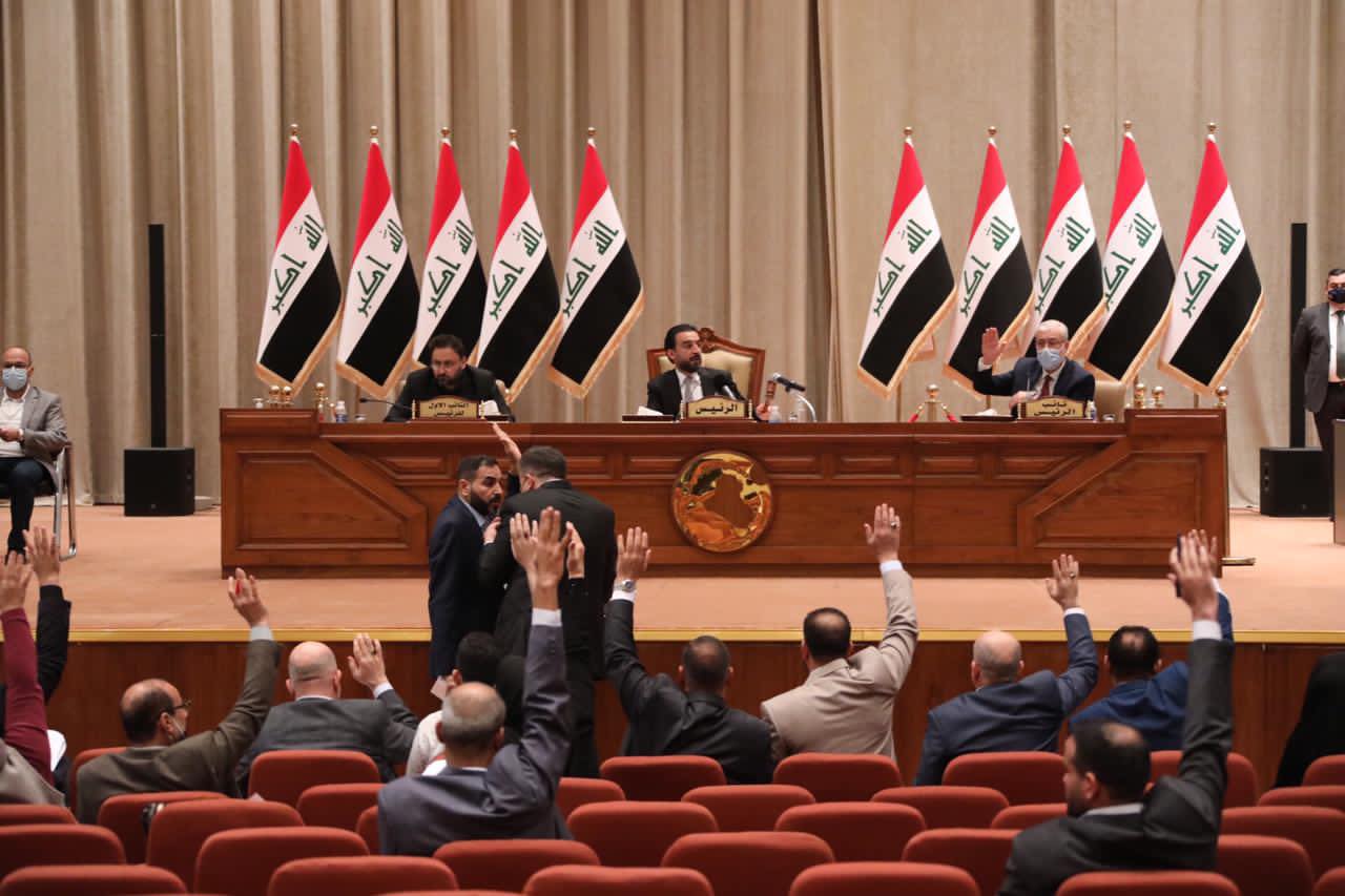 Irak Parlamentosunda Şii vekiller, ABD'nin Bağdat'taki büyükelçiliğinin kapanması için imza topluyor