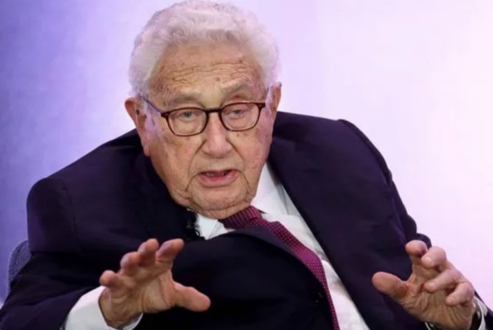 Dünya çapında tanınan siyaset bilimci ve ABD'li diplomat Henry Kissinger hayatını kaybetti