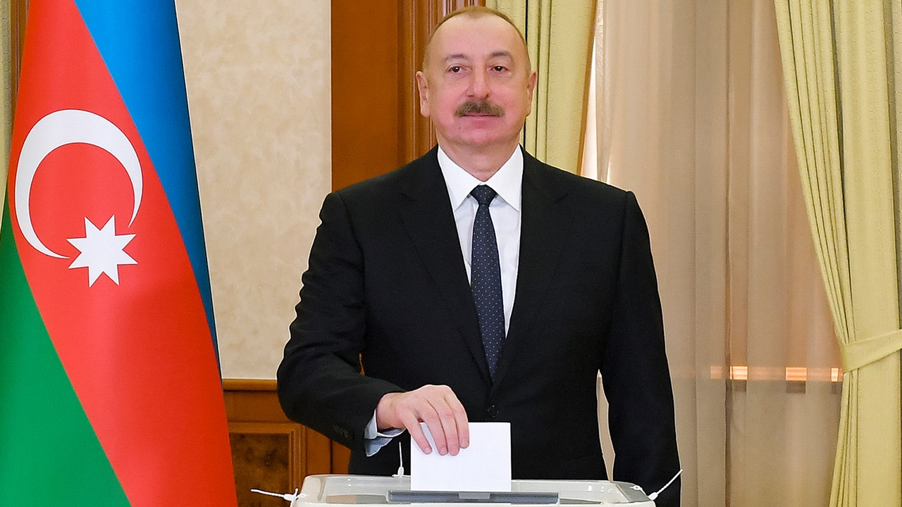 İlham Aliyev beşinci kez cumhurbaşkanı seçildi