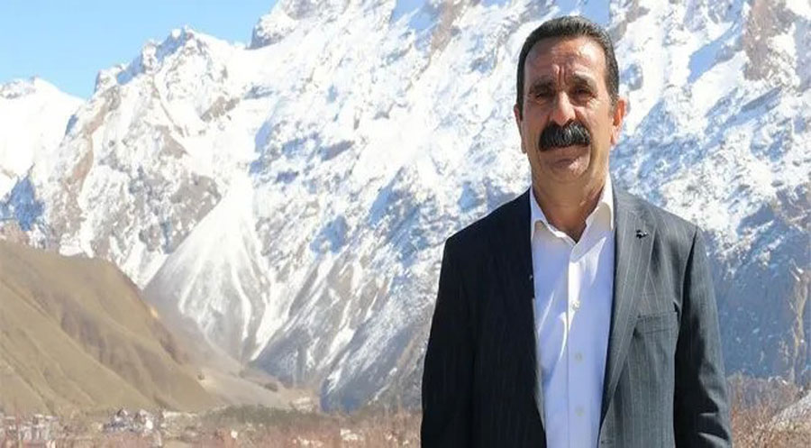 Hakkari Belediyesi Eşbaşkanı Mehmet Sıddık Akış gözaltına alındı